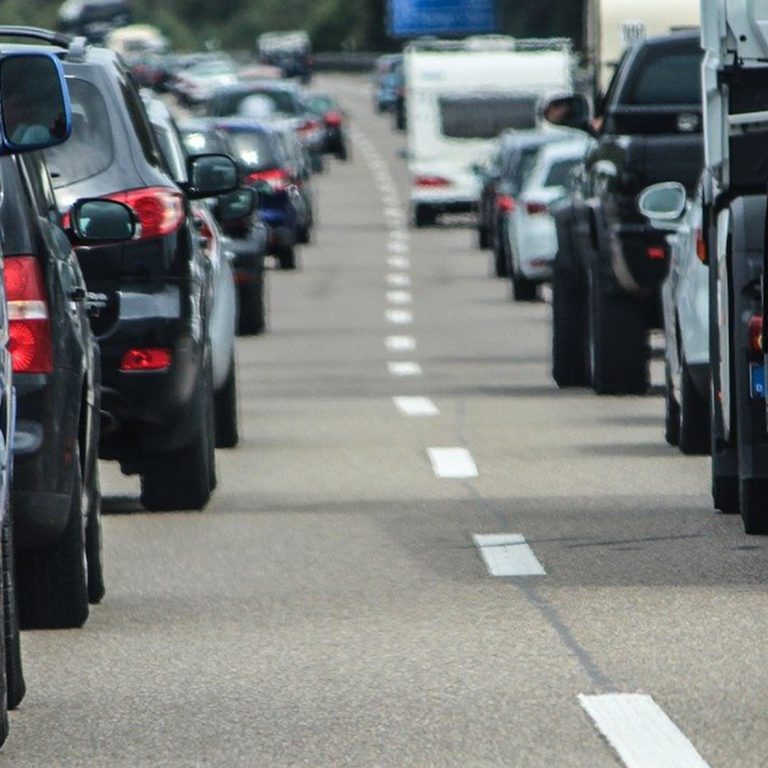 PSIG - transports_publics-activités (1180x1625px)_0000_highway-1929866_1280